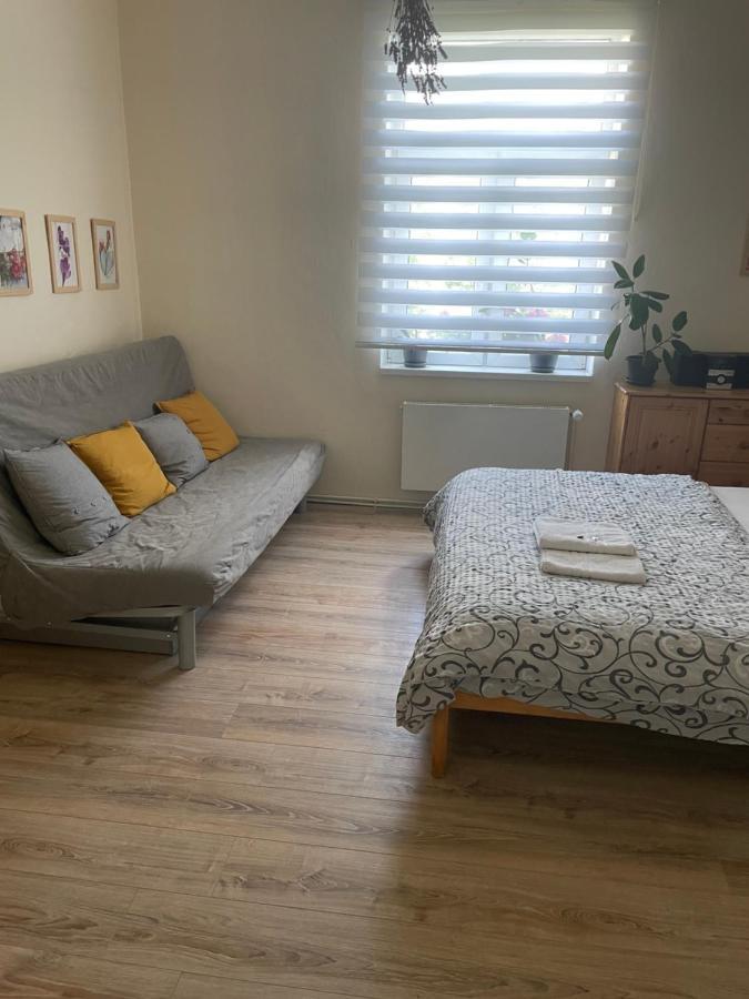 Apartman Lucian Прага Экстерьер фото